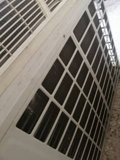 2 ton ac LG & peral