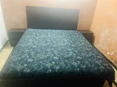 1 double bed with mattress 2 side drawer 1 dressing table