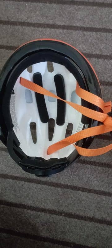 Helmet 2