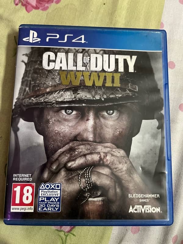 PS4 with 2 controllers and 8 games full settle 8