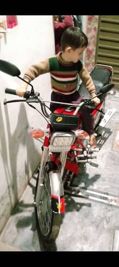 Honda 125 -12 model