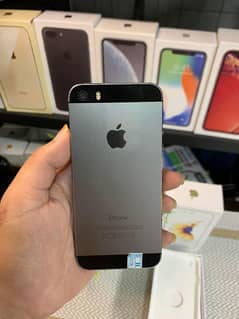 iPhone 5s 64GB My WhatsApp number 03267483089