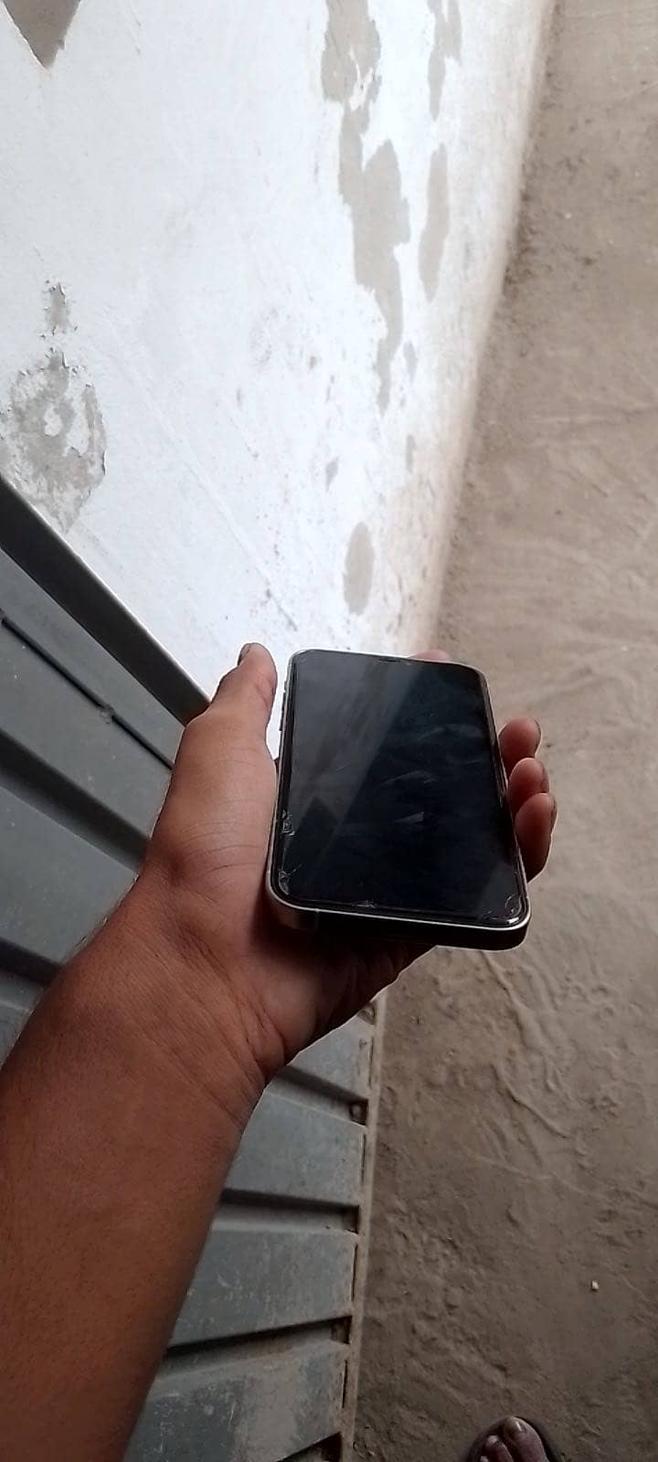 Iphone xr converted 15 pro all ok and original update version ios 18 1