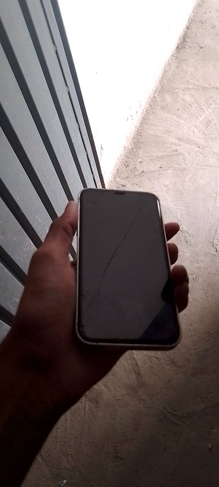 Iphone xr converted 15 pro all ok and original update version ios 18 2
