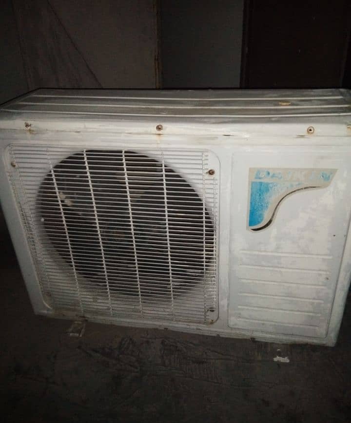 Ac1.5 tun neat and clean. 3
