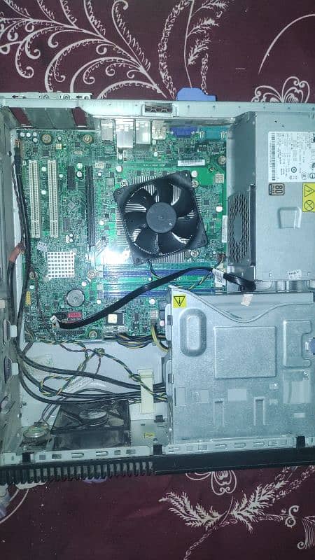Lenovo m91 with motherboard and psu and with case. . . 0