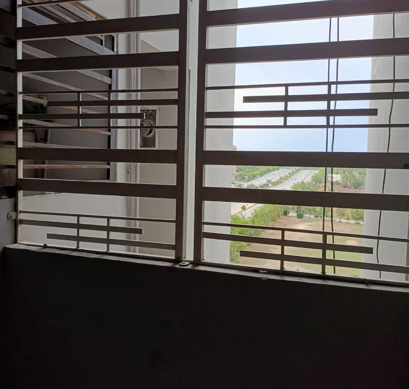 1750 Square Feet Flat Ideally Situated In Diamond Mall & Residency 3