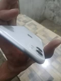 I phone 11 pro 64 gb