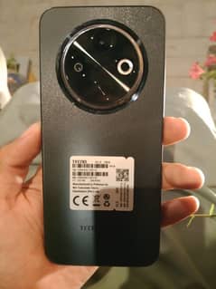 tecno  spark 30c full lush condition