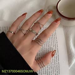 New rings Korean style demanded silver and golden