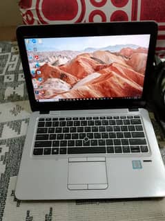 HP laptop in good condition touch screen