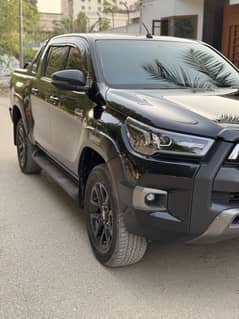 Toyota revo