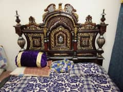 bed and dressing table