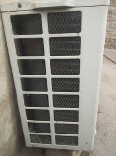 Non inverted split AC (PEL)