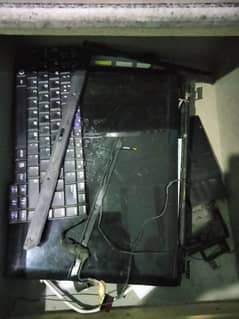 R-560