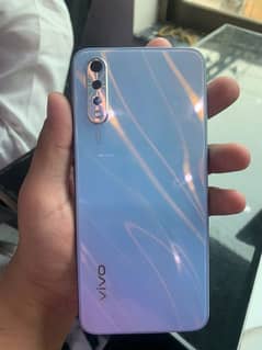 Vivo S1 4/128 with box and charger