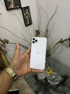 IPhone 11 Pro Max 10/10 officially PTA approved