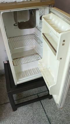 urgent sale general bed room fridge