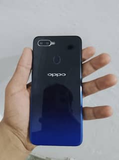Urgent sale. Watsapp no:03039345750 oppo f9 pro 6+64 gb