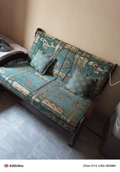 three seater sofa condition 10/9