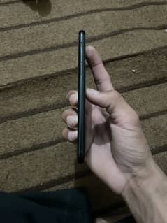 Iphone se 2022(3th generation)64gb jv