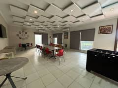 1 Kanal Floor Available For Offices