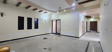1 kanal house for Office Rent