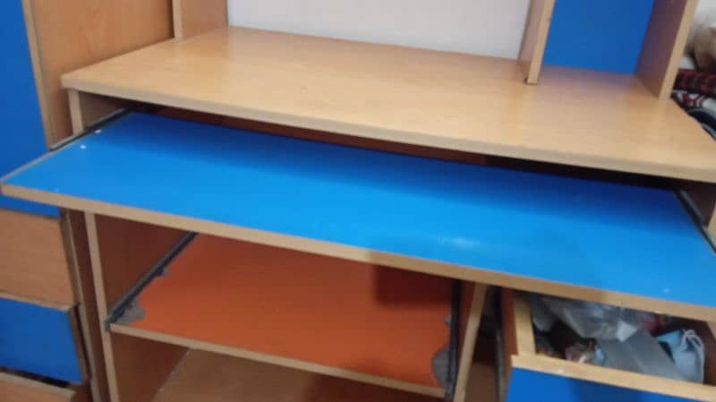 cupboard and computer rack 5