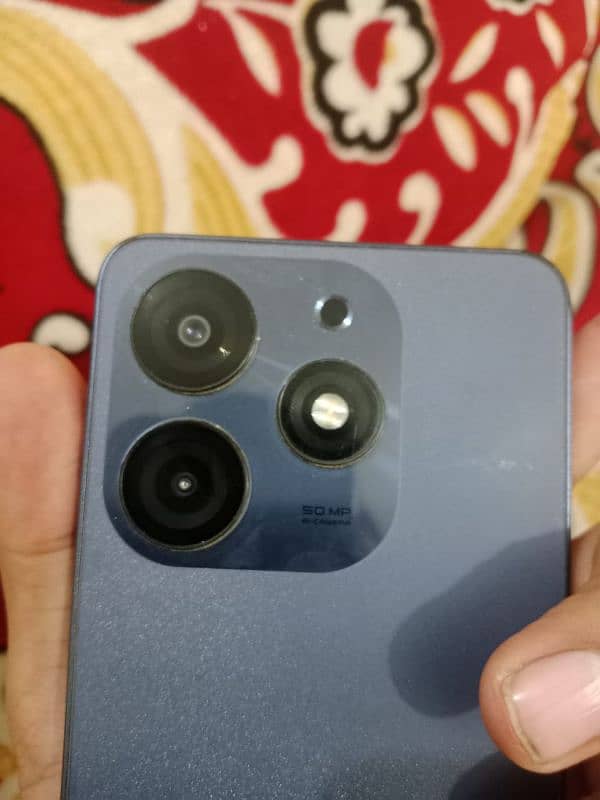 Tecno spark 10 pro 10/9 condition box is available 4