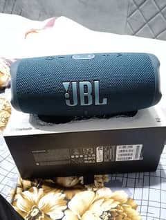 JBL charge5