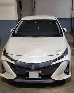 Toyota Prius PHV plug in hybrid 2020