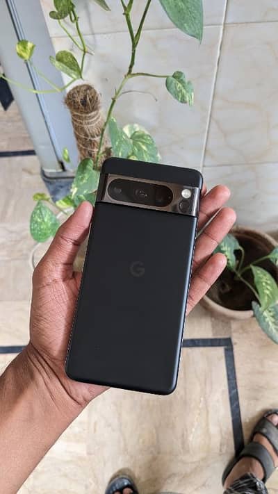 Google Pixel 8 Pro