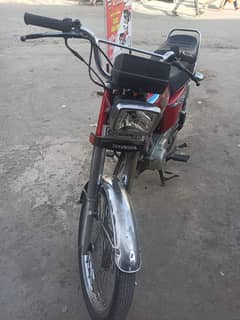 honda 125 2018 model good bike mara name par hai