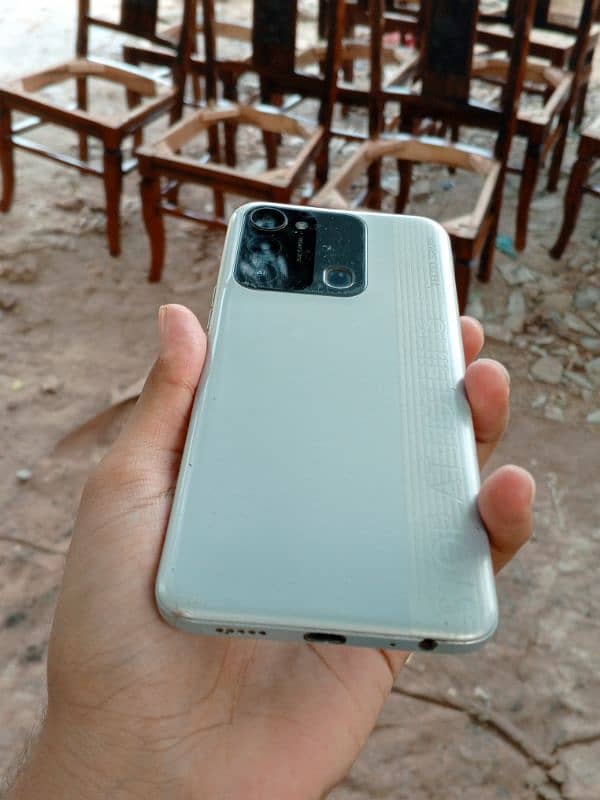 Tecno spark 8c for sale with box condition 10/10 all okay. 4