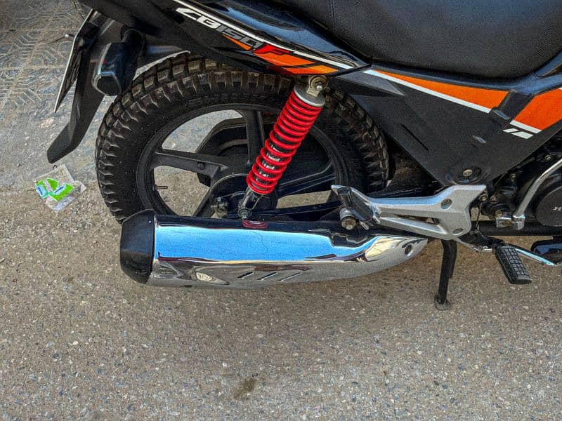 Honda CB15F 1