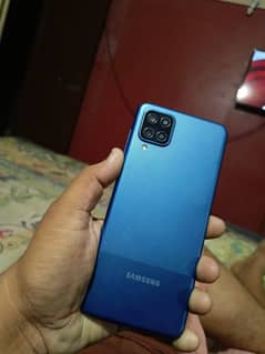 Samsung A12 4/128 with box
