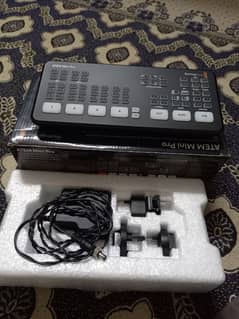blackmagic Desigen Atem mini pro