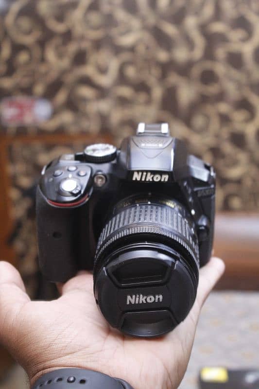 Nikon d5300 complete box Lush condition 10/10+++ 5