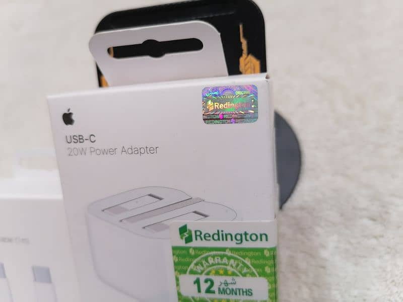 i Phone orignal california 3pin 20w charger with cable 2