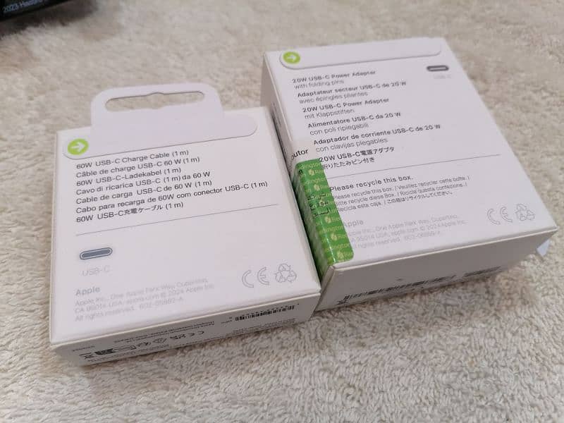 i Phone orignal california 3pin 20w charger with cable 3