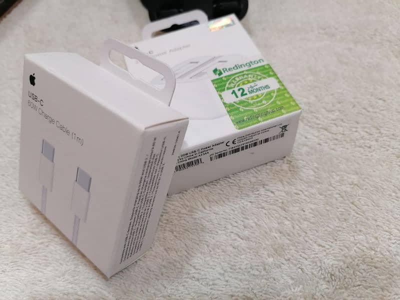 i Phone orignal california 3pin 20w charger with cable 5