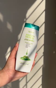 Hateem Herbal Shampoo