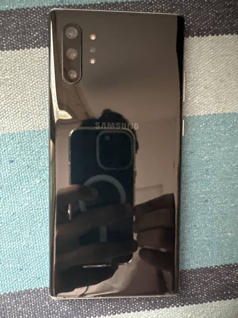 A1 condition only the panel dot but the panel is work on all sides 1