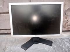 Dell 19 inach LCD far sale urgent