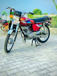 Honda 125cc bike for sale number 0322/6337/567