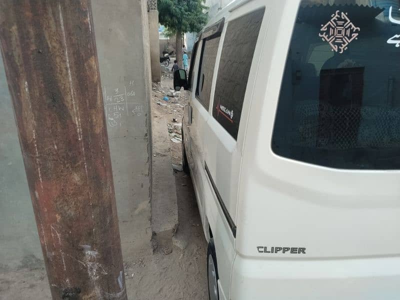 Nissan Clipper 2010 9