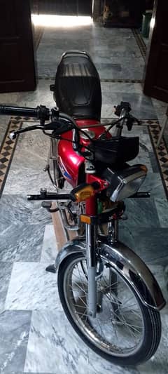 HONDA CD70