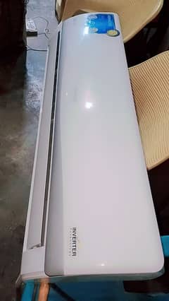 Kenwood ac 1/5 ten acha condition mein bilkul okay hain