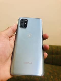 OnePlus 8T – 8GB RAM | 128GB Storage – Excellent Condition