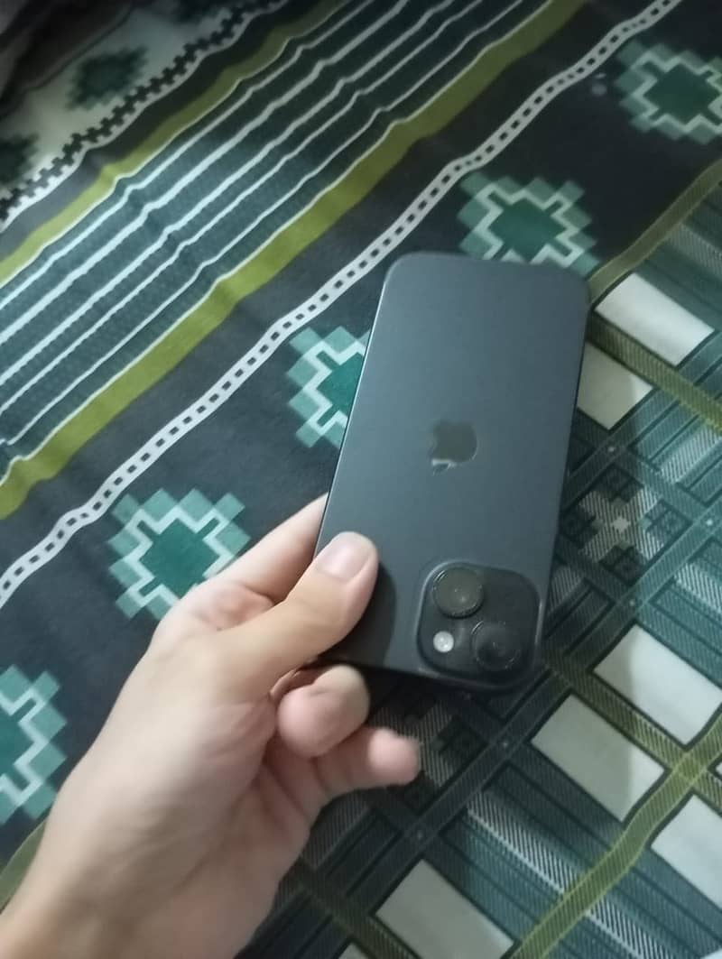 Iphone 15 2